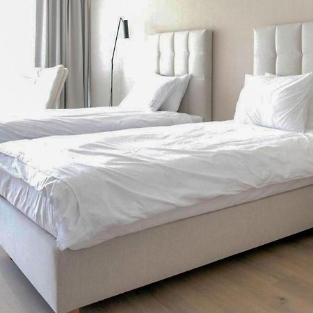 1 Bedroom Awesome Apartment In Binowo المظهر الخارجي الصورة